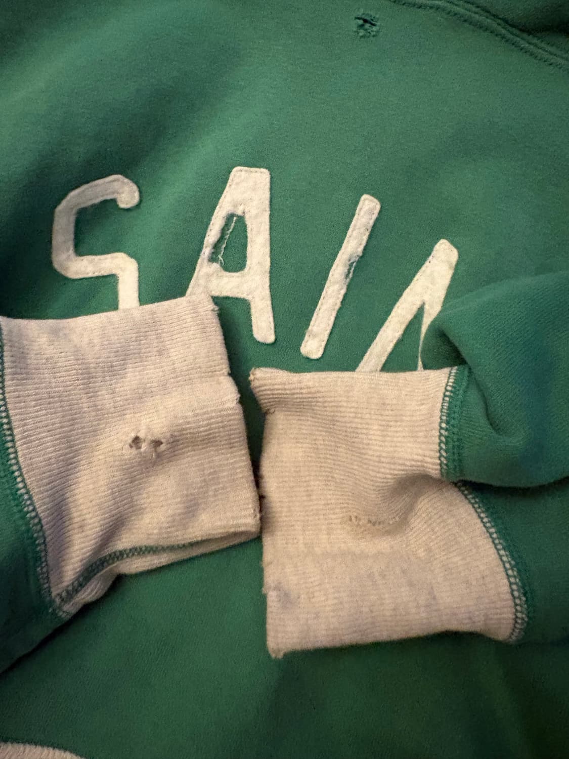 세인트 미카엘 후드 상품이미지2