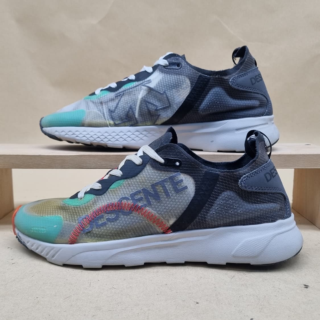 데상트 스카이브리드 운동화250 상품이미지1