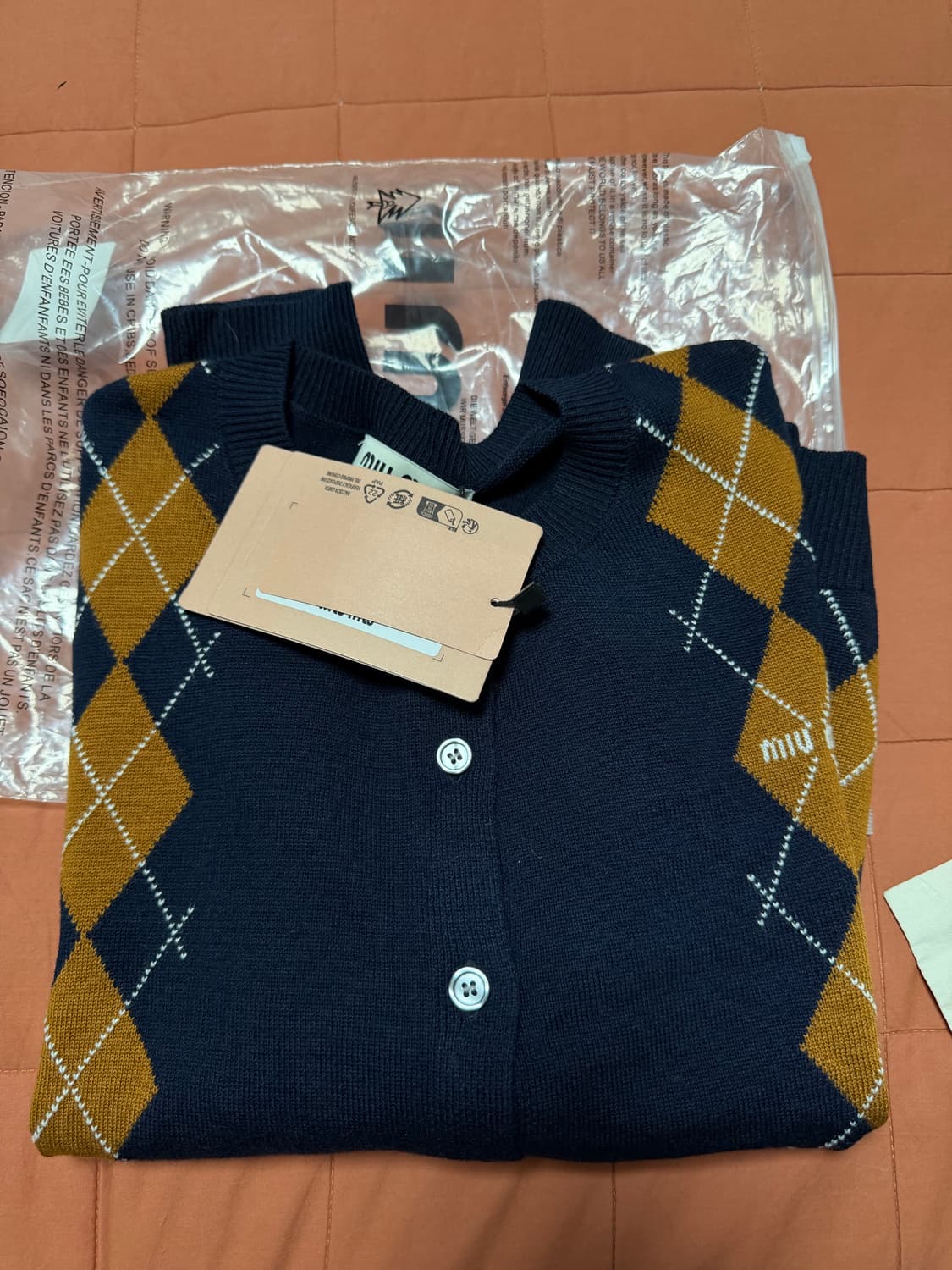 미우미우 가디건 상품이미지2