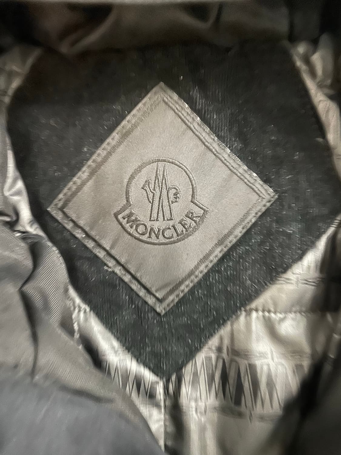 몽클레어 텐잠  패딩 1사이즈 (90-95 추천) 정품 상품이미지5