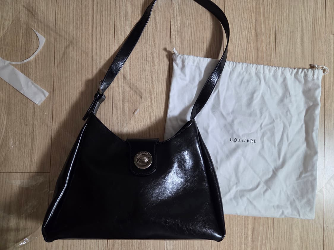 루에브르 삭드 퐁텐느 라지블랙 판매(3회 사용) 상품이미지3