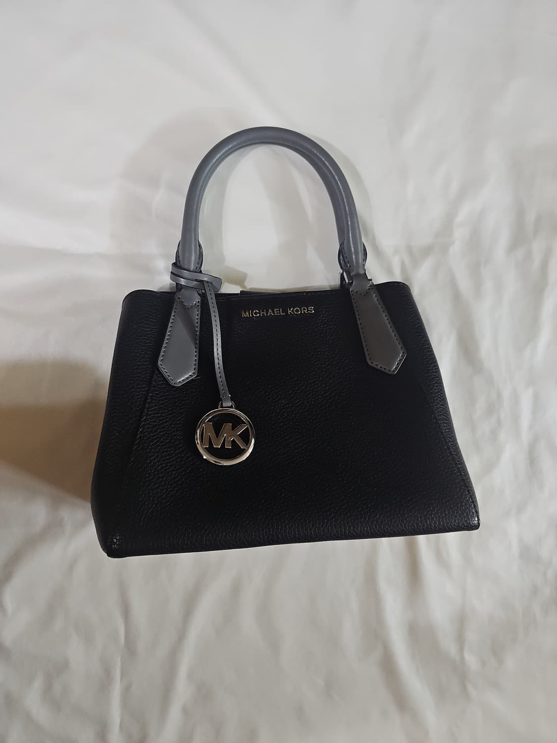 마이클코어스 킴벌리 스몰 토트백 사첼백 블랙 상품이미지1