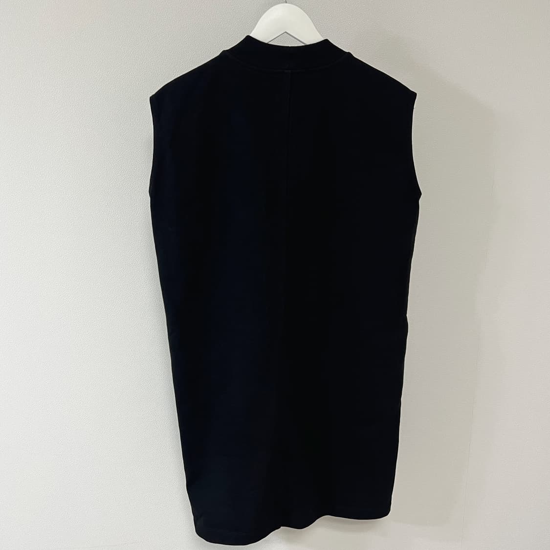 릭오웬스 17SS "WALRUS" 헤비 코튼 슬리브리스 나시 상품이미지2