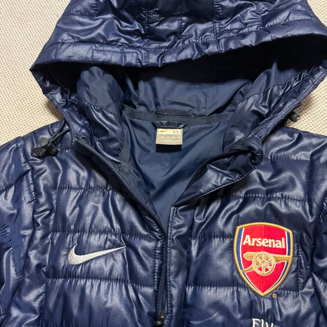나이키 아스날 경량패딩 자켓 상품이미지3