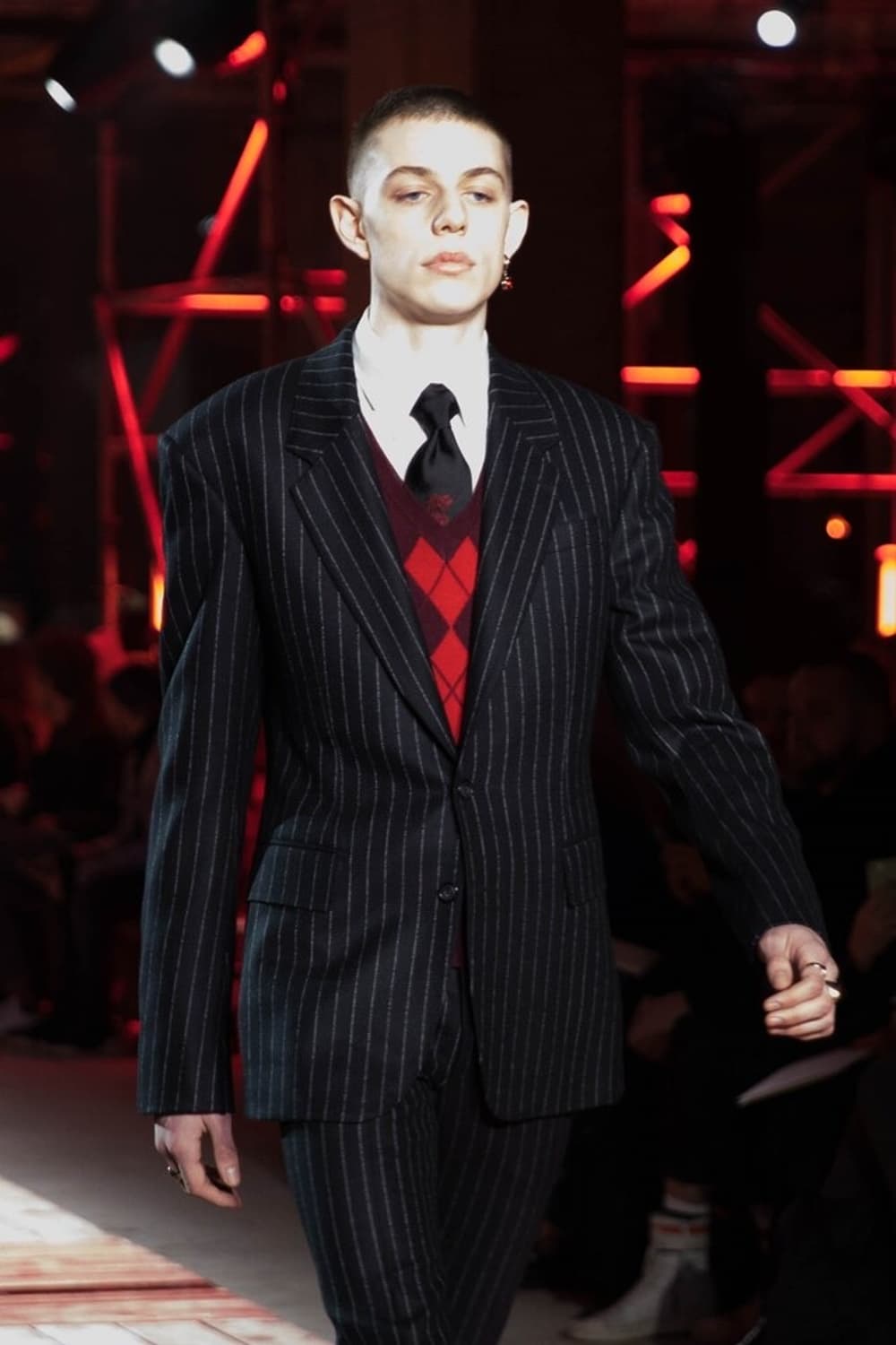 알렉산더 맥퀸 스트라이프 수트 상품이미지3