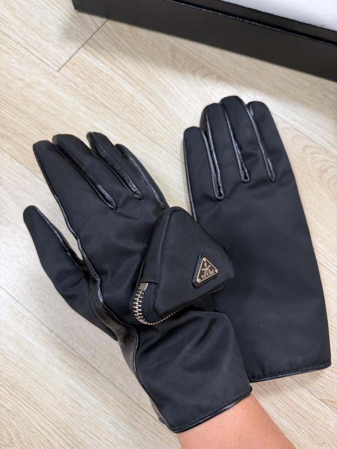 프라다 남성 장갑 (정품 새상품, 풀박스,보증서) 상품이미지5