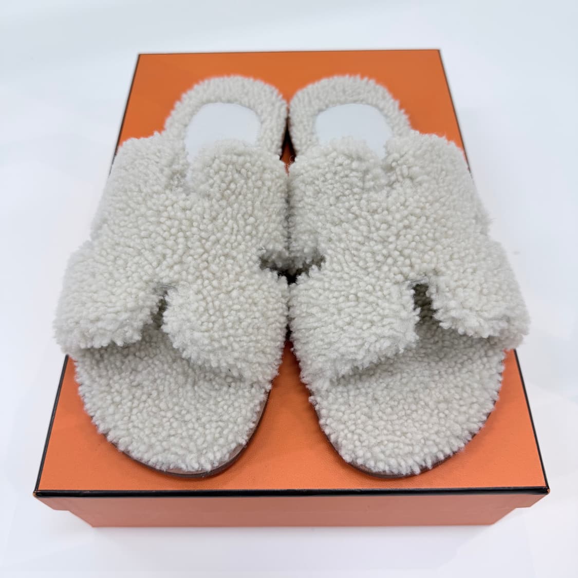 [미사용/265] 에르메스 이즈미르 시어링 퍼 샌들 슬리퍼 상품이미지6