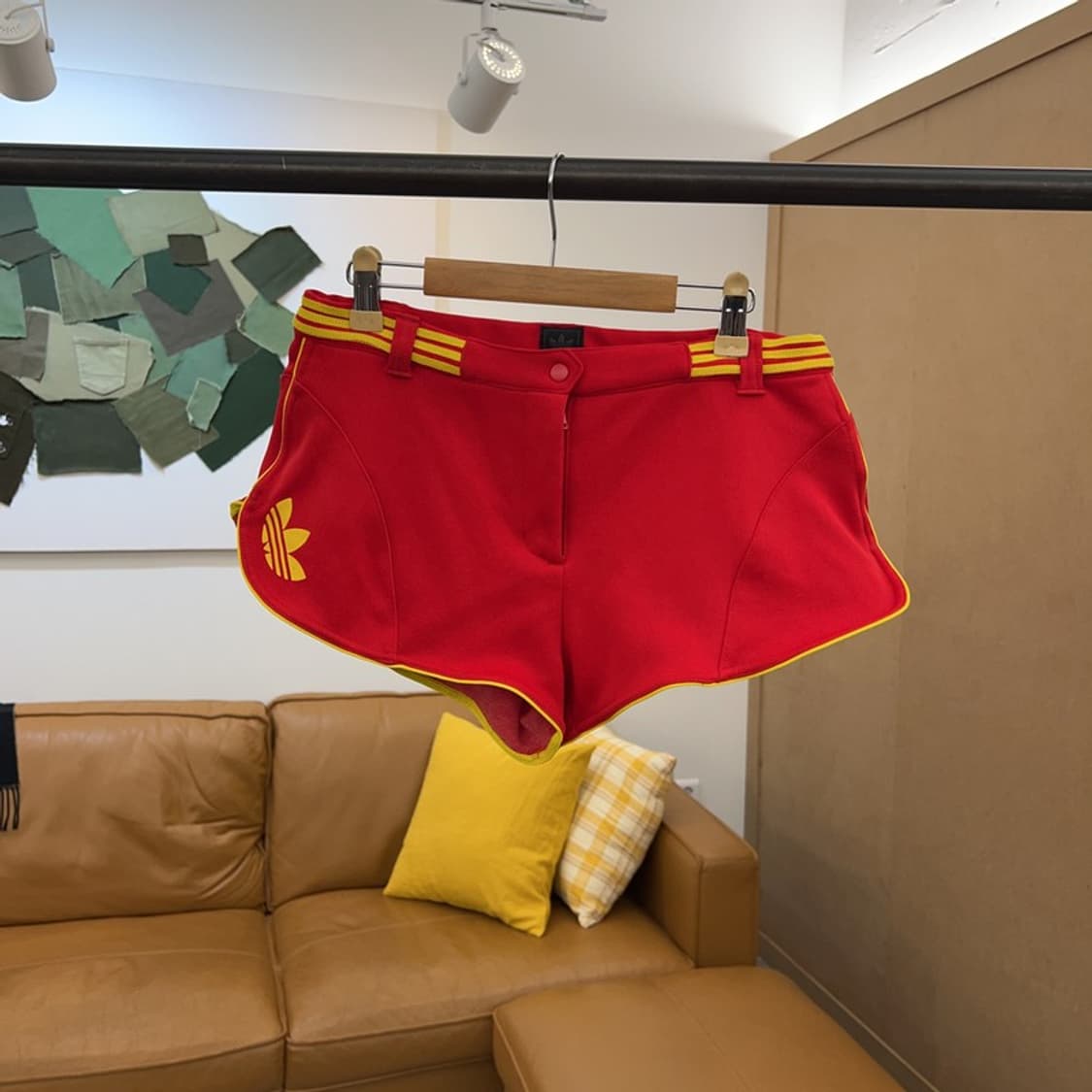 아디다스 흑탭 백허거 숏팬츠 반바지 80 C04144  상품이미지1