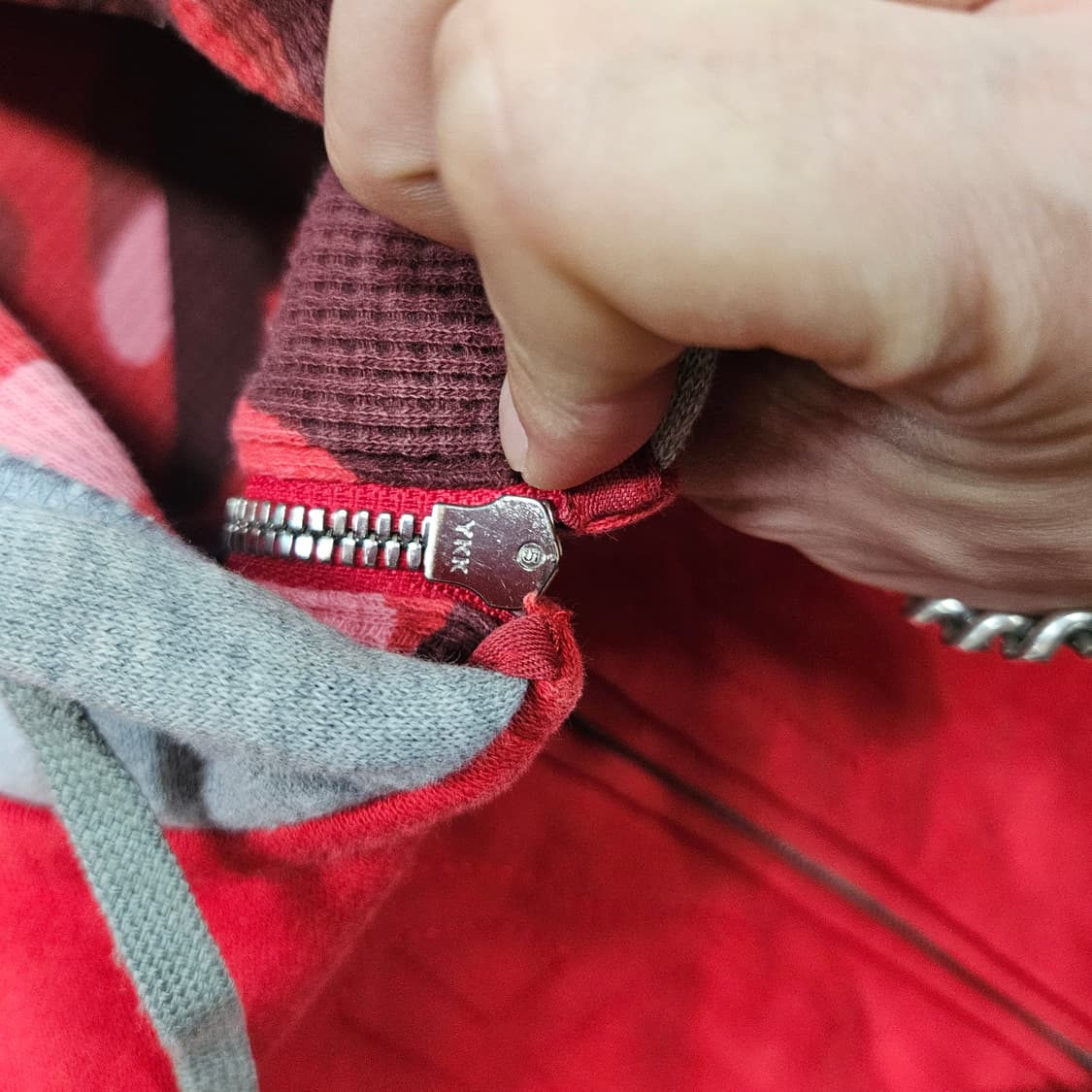 베이프(BAPE) 베이프 로고 컬러블럭 카모 후드집업 L size 상품이미지7