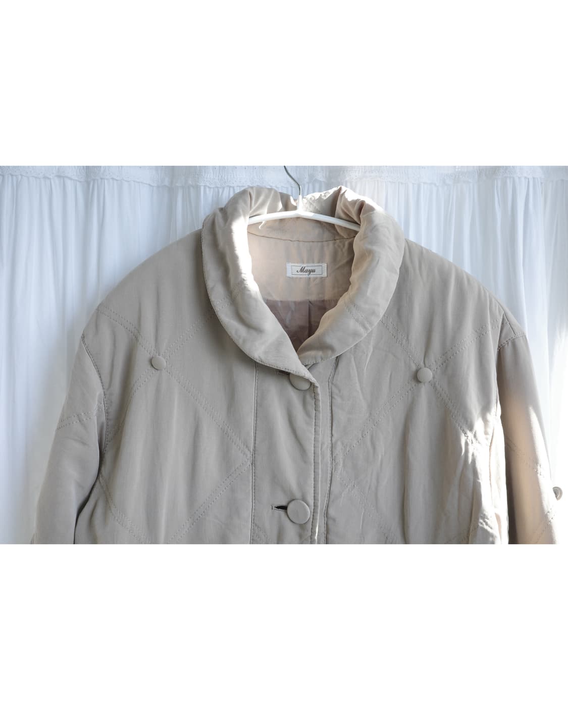 Beige light padded jacket 상품이미지3