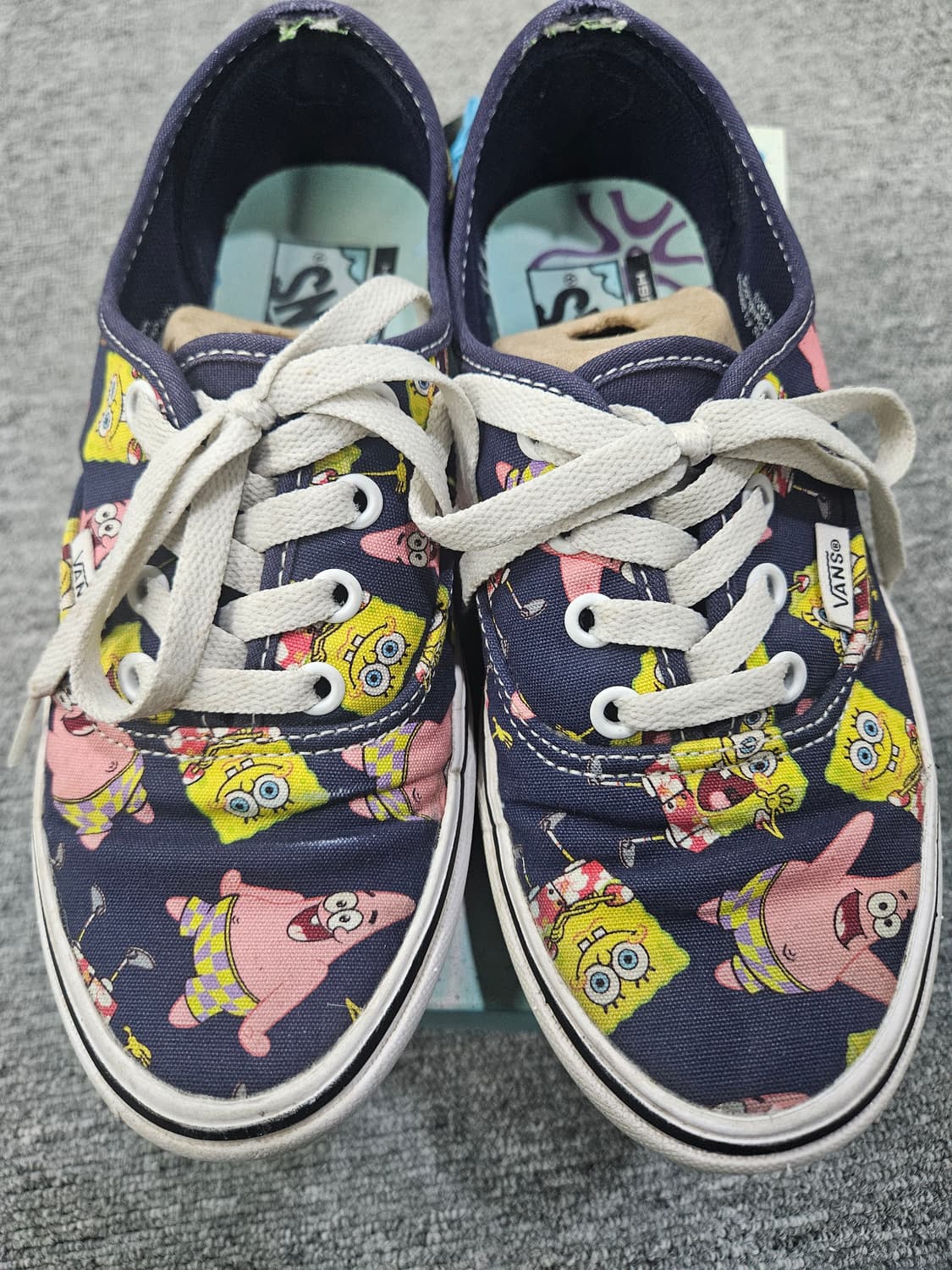 반스 스폰지밥 콜라보 어센틱 컴피쿠시 운동화 220mm 상품이미지2