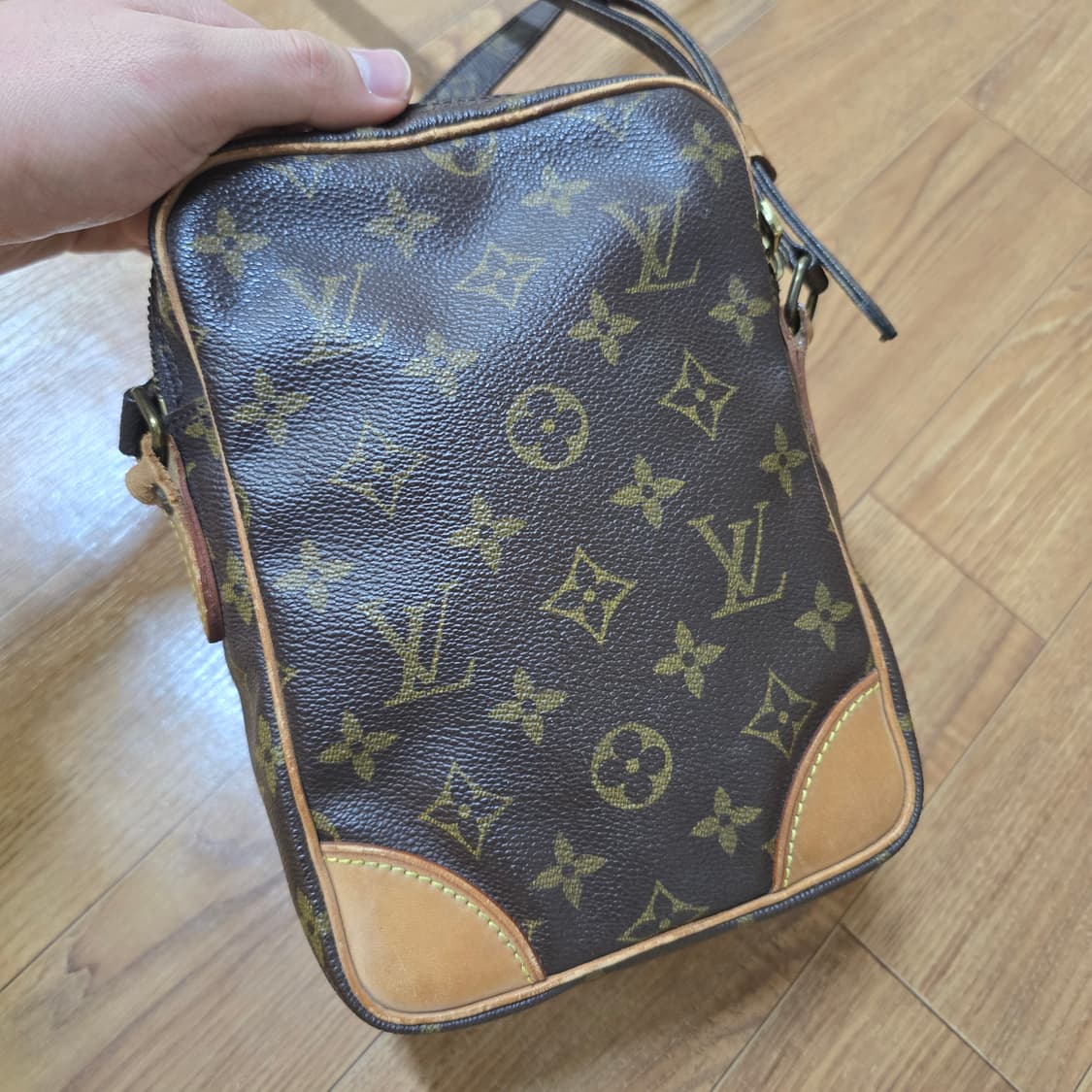 루이비통 가방 크로스백 아마존 상품이미지5