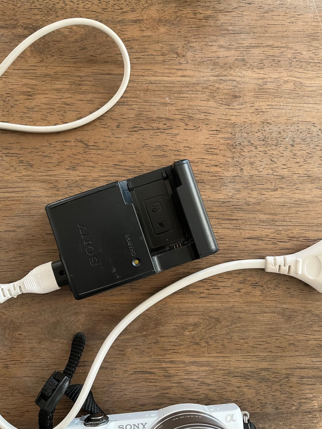 작례⭕️ 소니 a5000 미러리스 디지털카메라 디카 + 충전기 상품이미지7