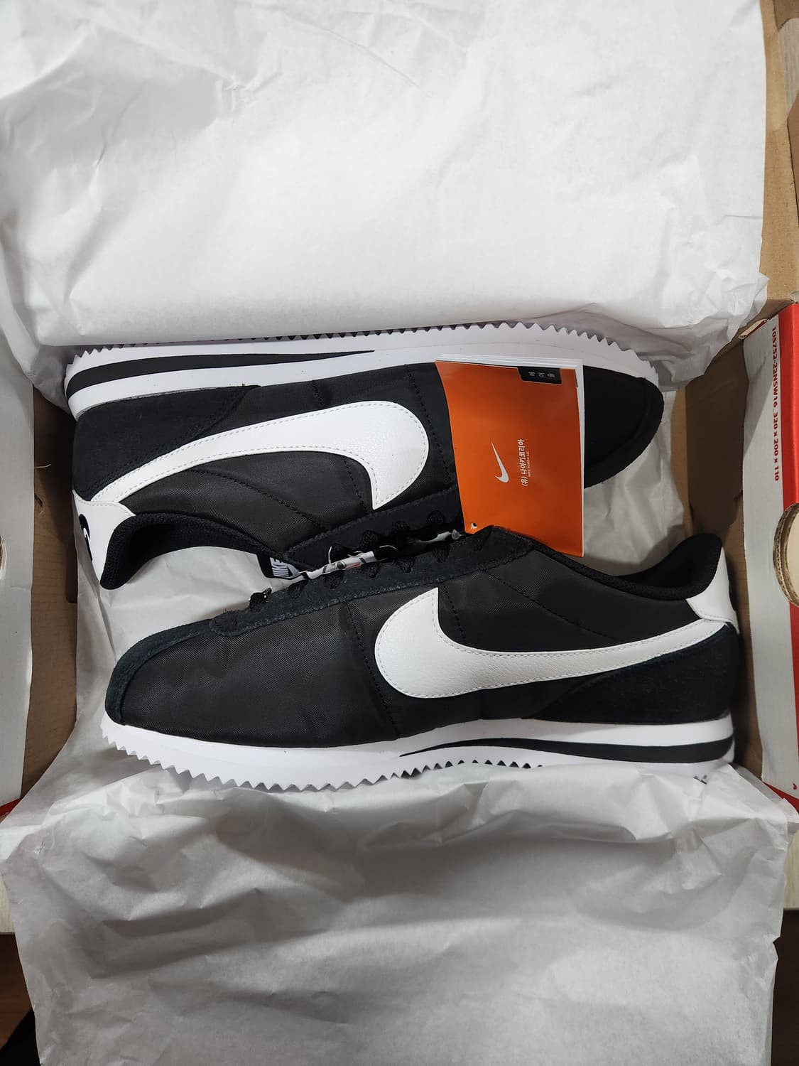 나이키 코르테즈 TXT 블랙 화이트 270사이즈 상품이미지1