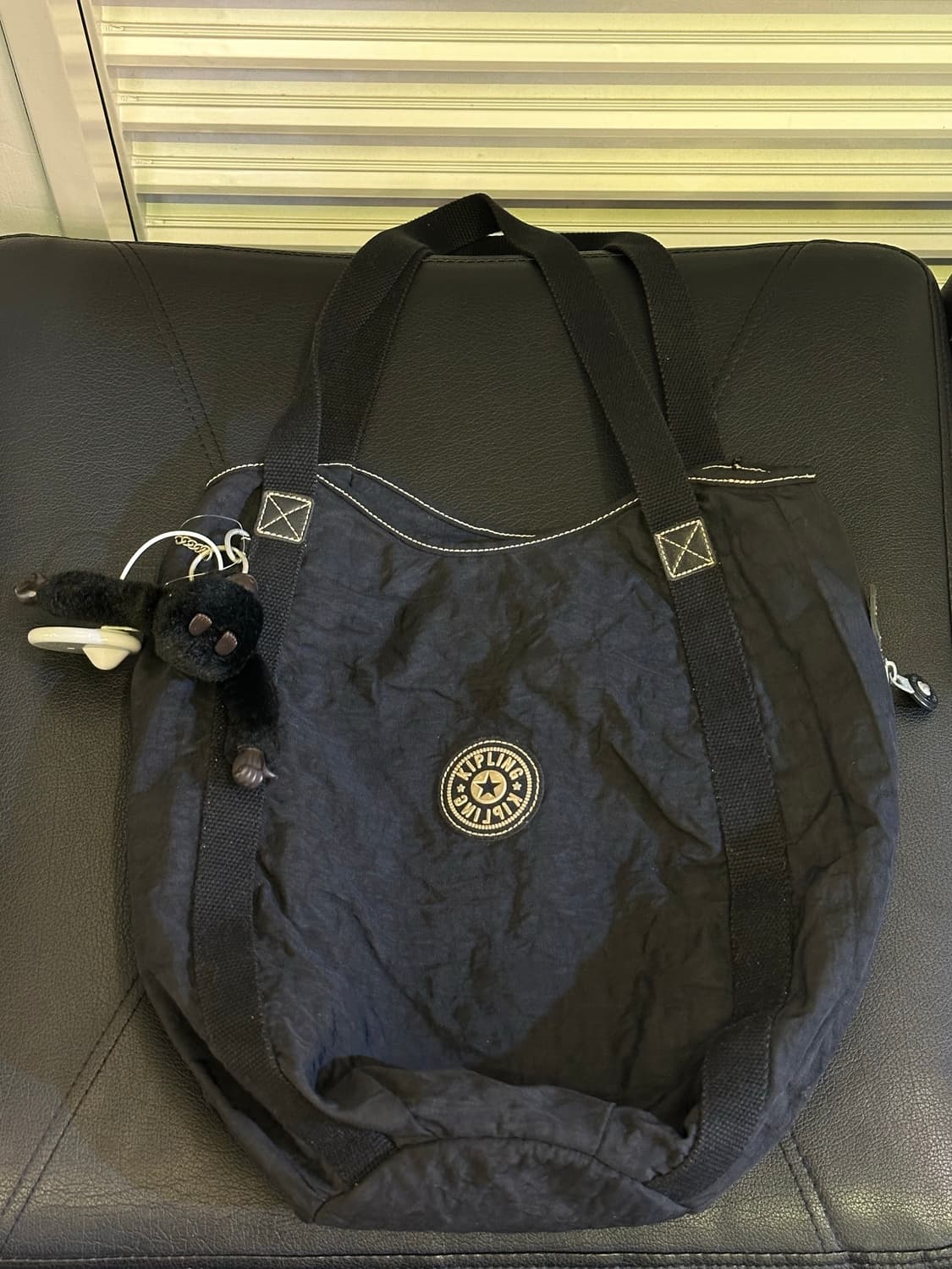 KIPLING 키플링 블랙 숄더백 상품이미지1