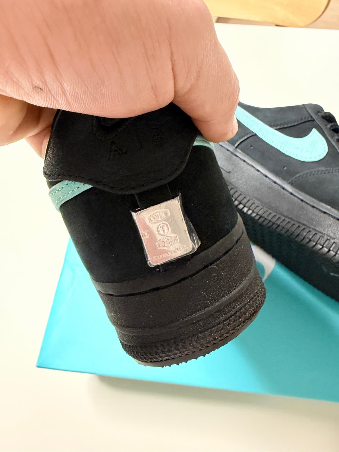 [240 US5.5] 나이키 x 티파니 에어포스1 상품이미지2