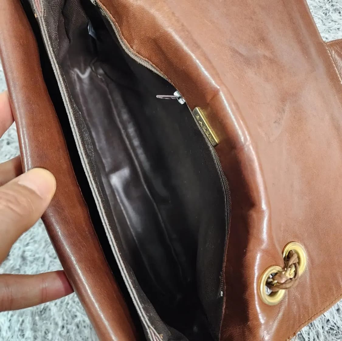 발리 레더 퀼팅 숄더백 상품이미지7