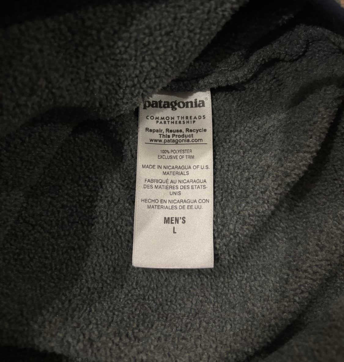 파타고니아 라이트웨이트 신칠라 니켈 네이비 L사이즈 판매합니다. 상품이미지5