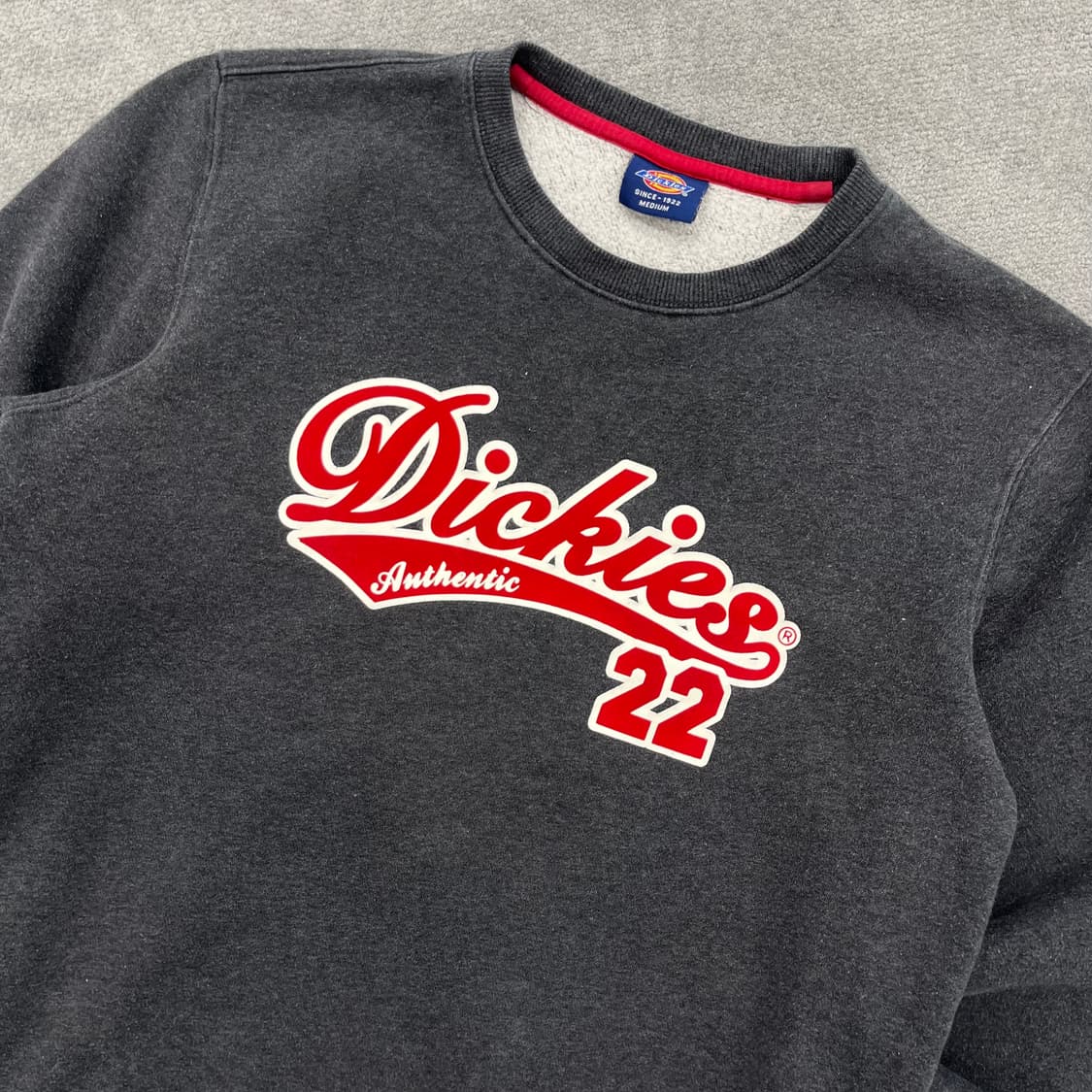 M 디키즈 맨투맨 티셔츠 차콜 상품이미지2