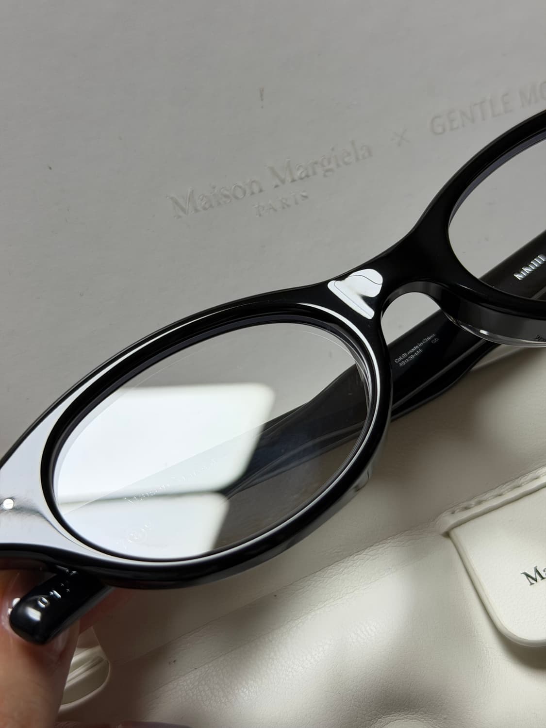 젠틀몬스터 마르지엘라 MM111-01 상품이미지3