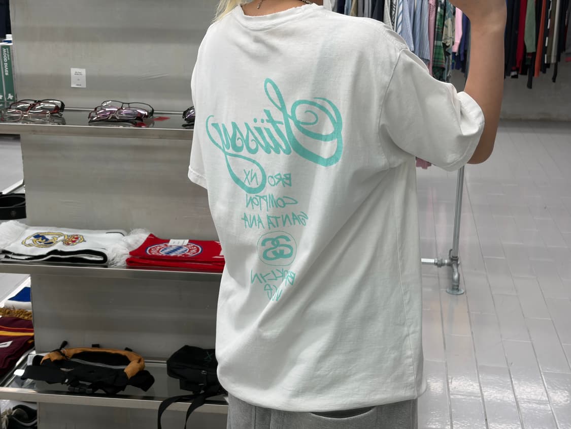 스투시 월드투어 반팔 티셔츠 화이트 상품이미지2