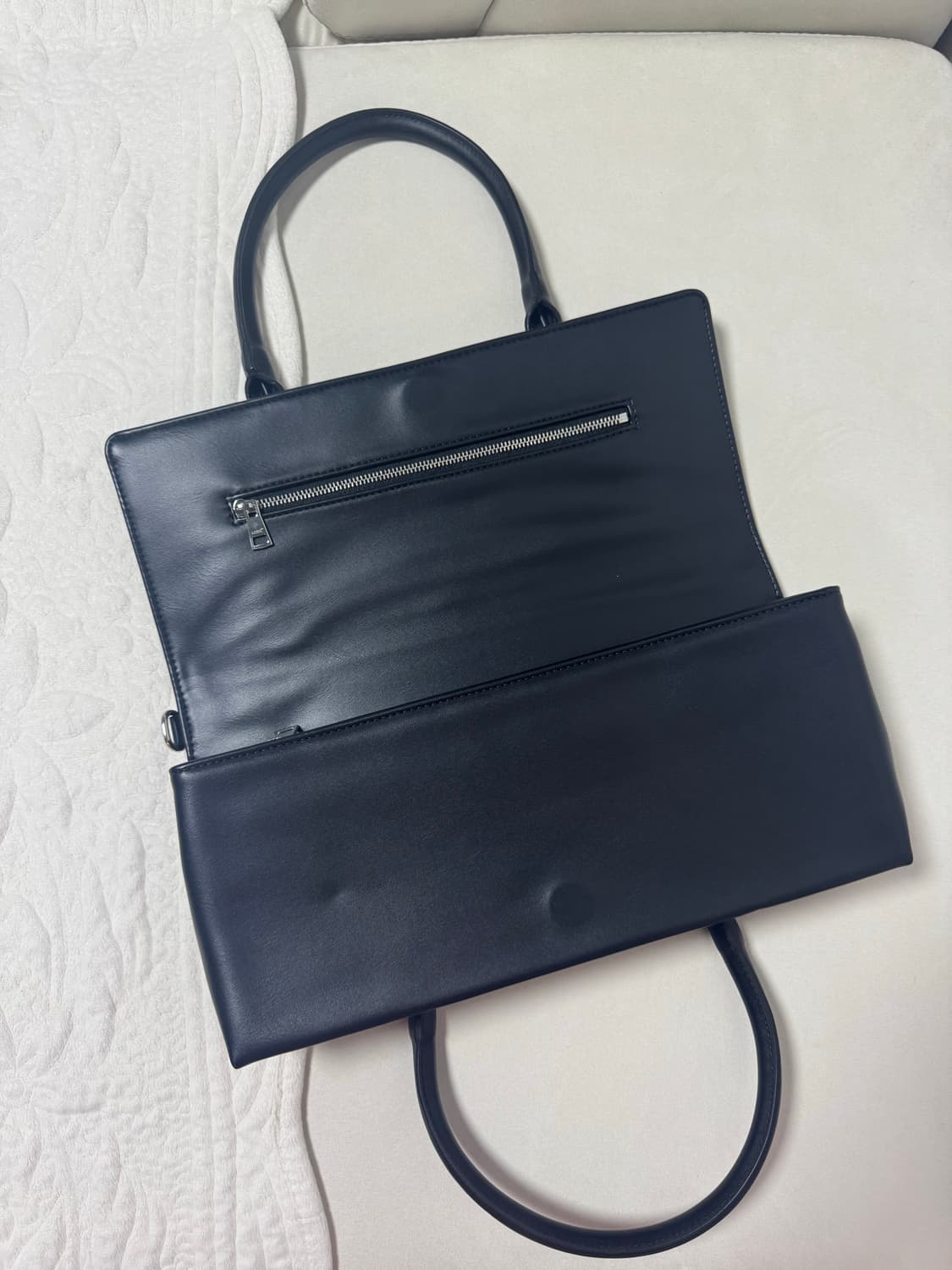 LCDCTM TWO-WAY SQUARE BAG (BLACK) 상품이미지3