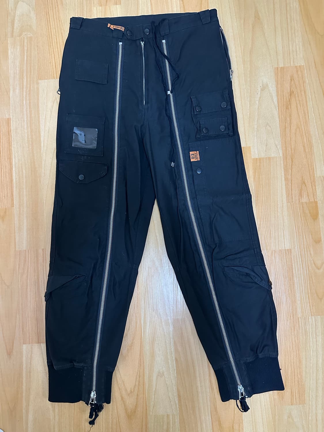 미하라 야스히로 MMY 블랙 지퍼 카고 조거팬츠 상품이미지1