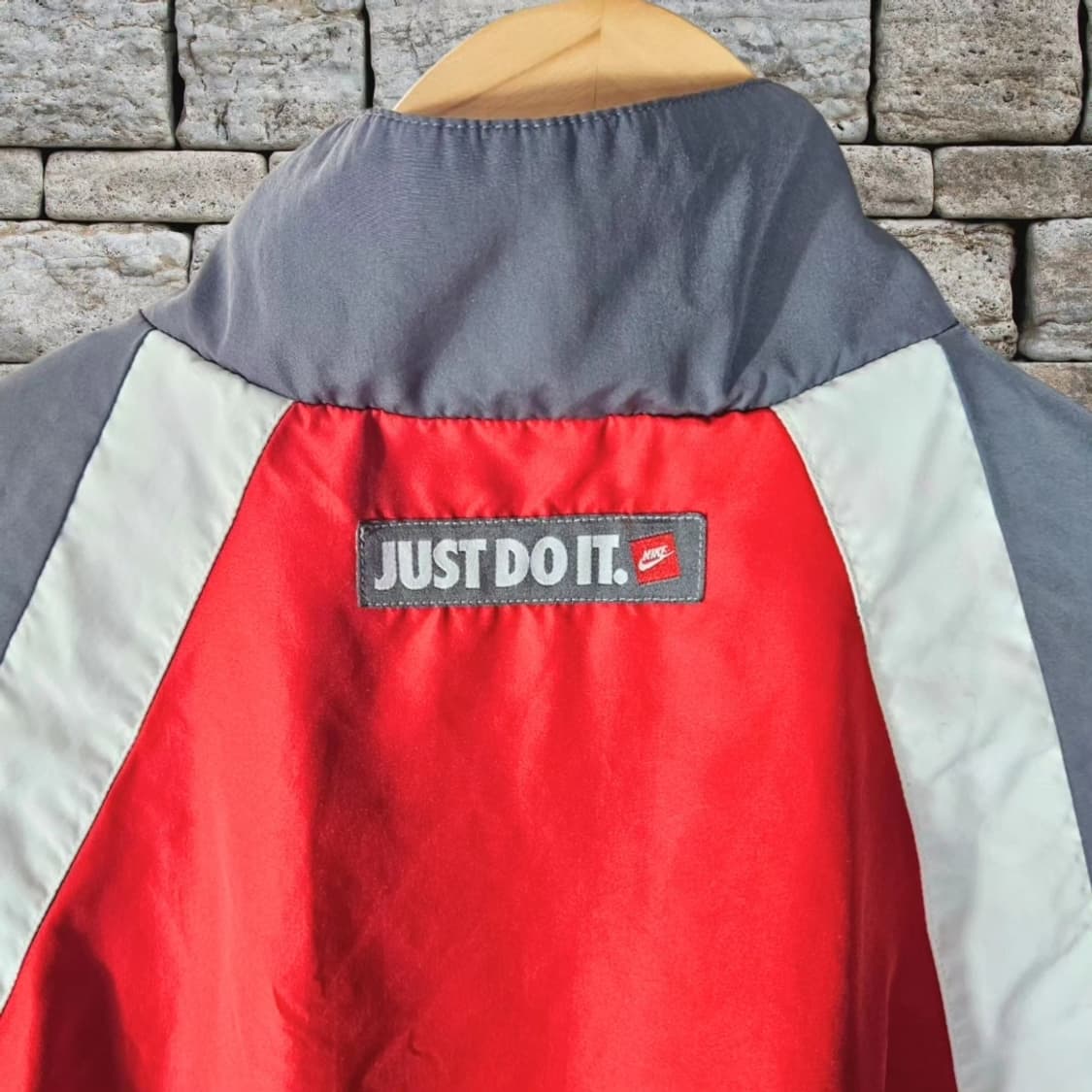 나이키 바람막이 상품이미지2