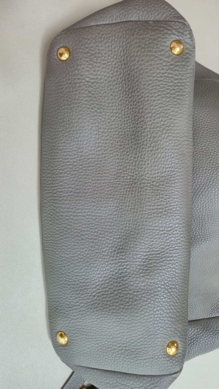 프라다 그레이 가죽 토트백 상품이미지4