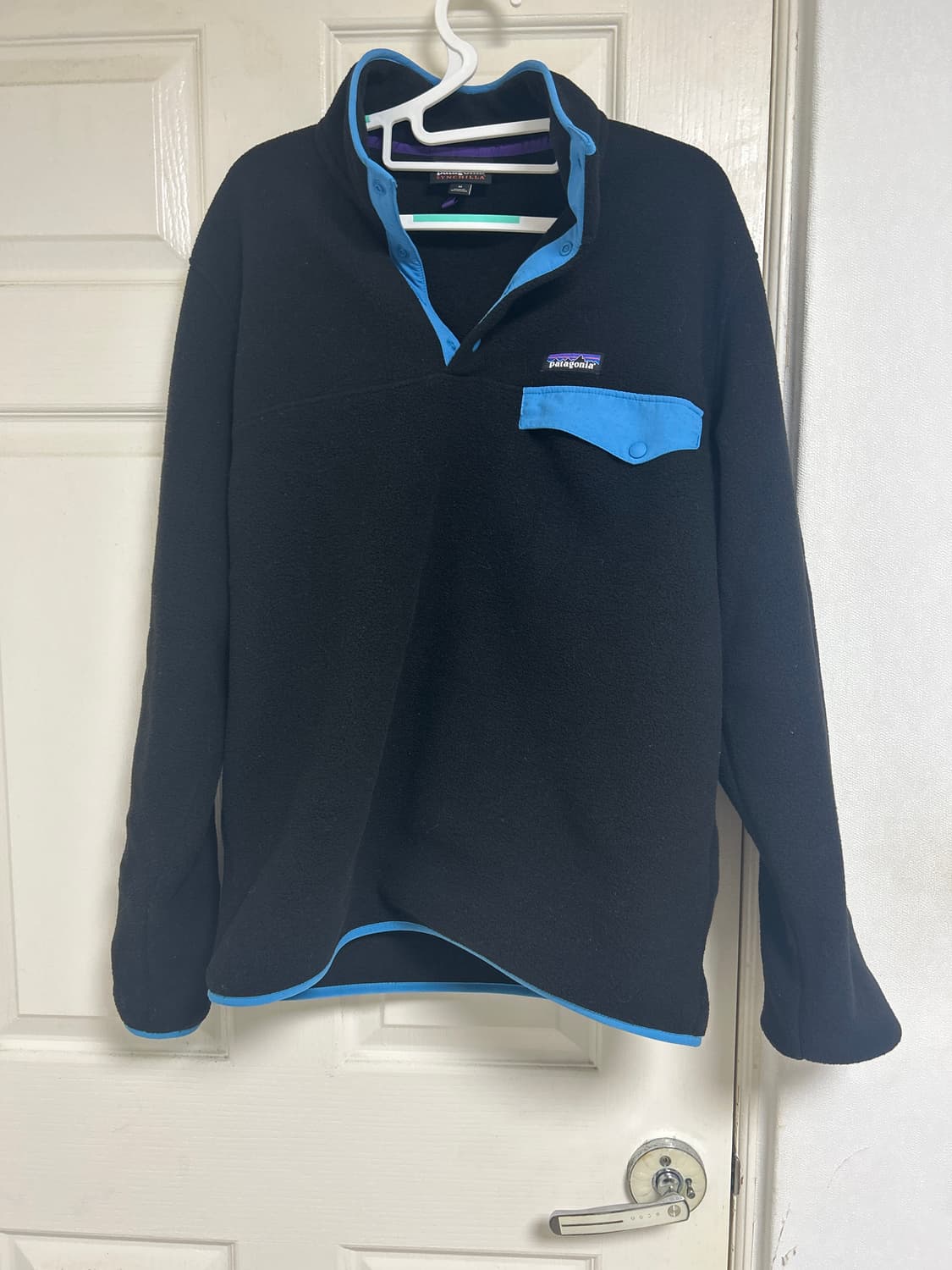 신칠라 라이트웨이트 풀오버 블랙 상품이미지1