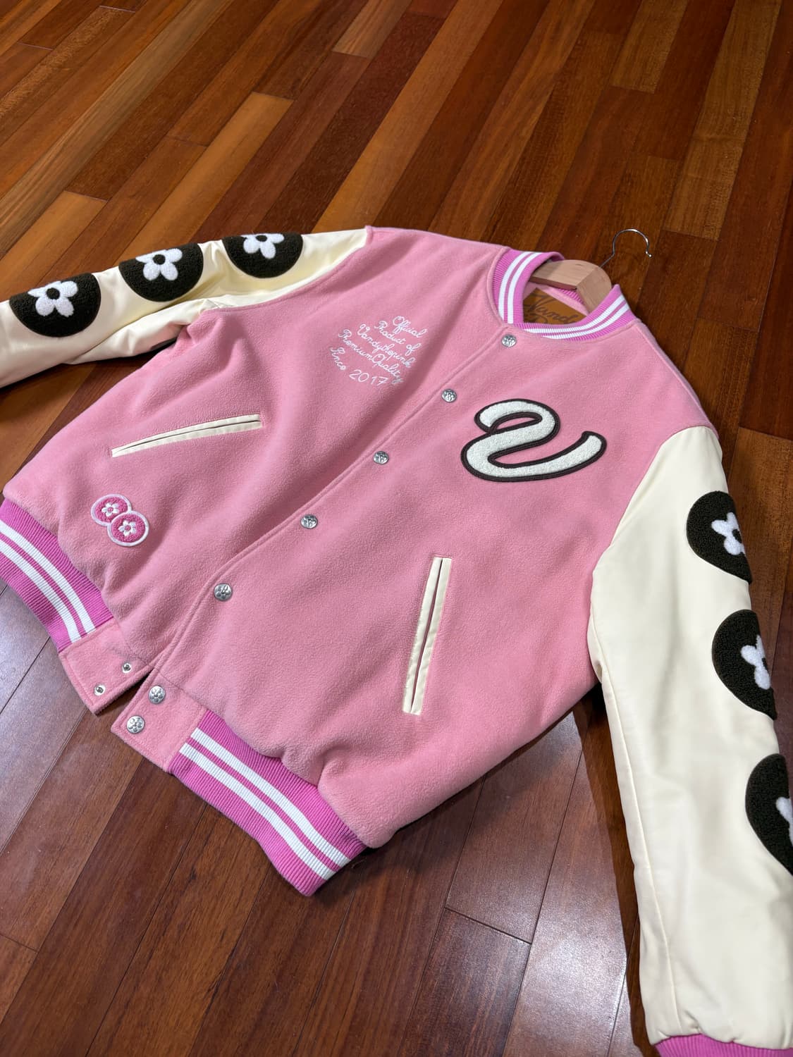 반디더핑크 바시티 자켓 아이스크림 핑크 상품이미지1