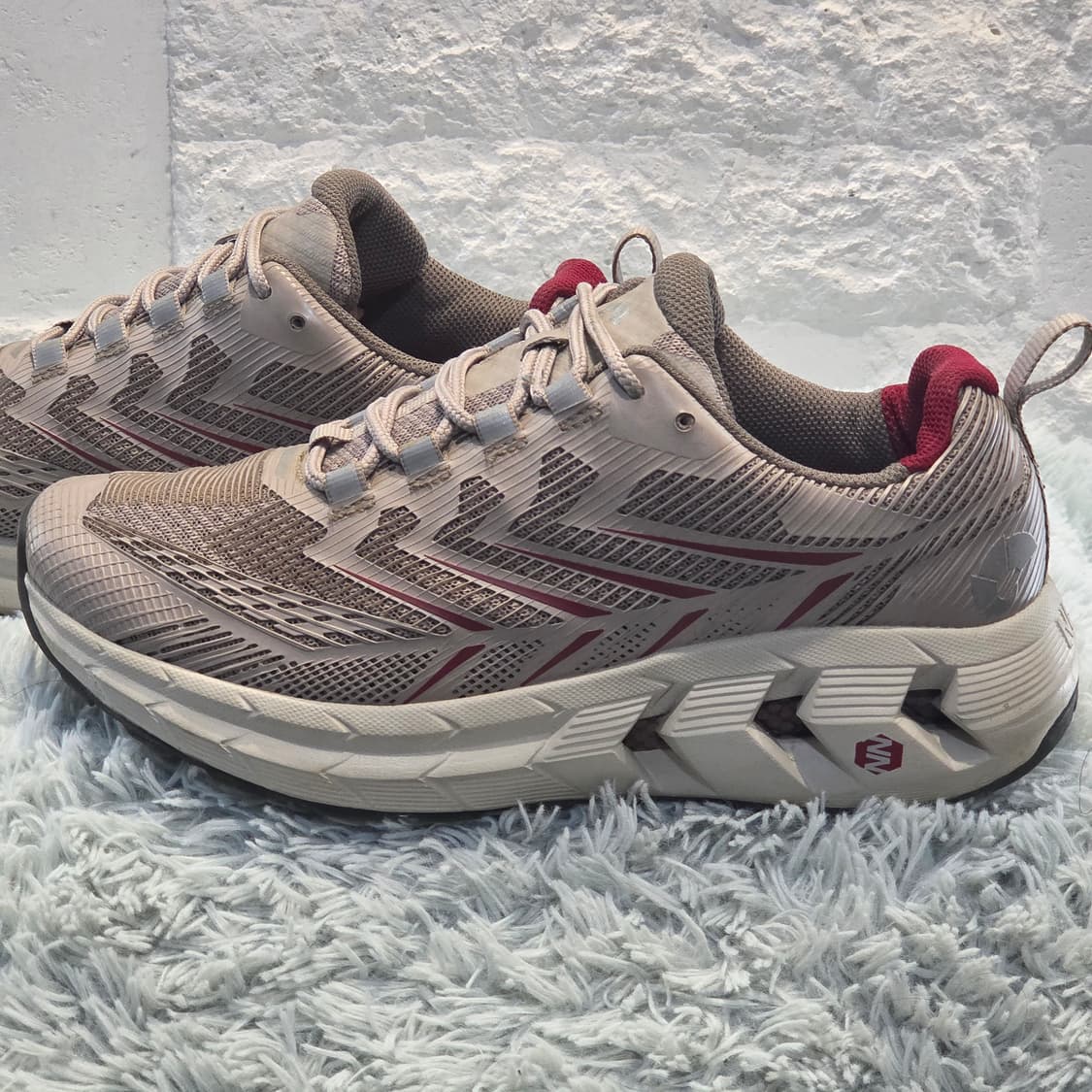 7q-26:네파 ALIFE 러닝화 베이지 레드 (250mm) 상품이미지2