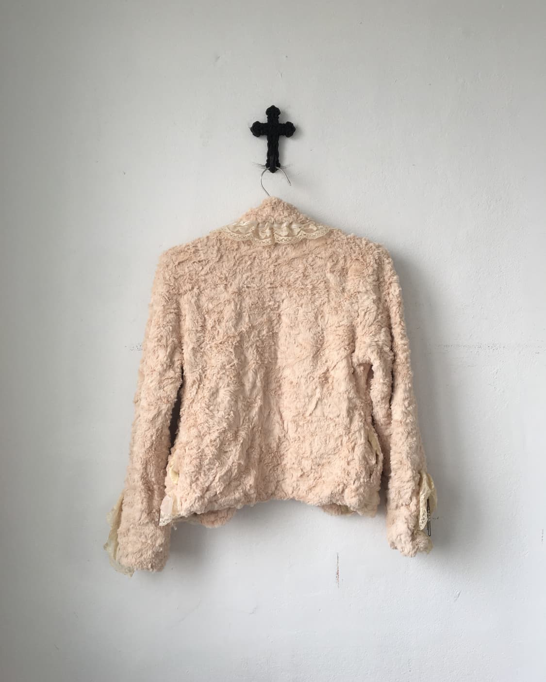 Lace trimming fake fur jacket 상품이미지3