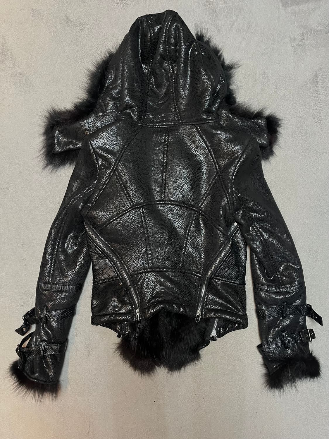 Shalang 파에톤 지퍼 디테일 무스탕 자켓 상품이미지3