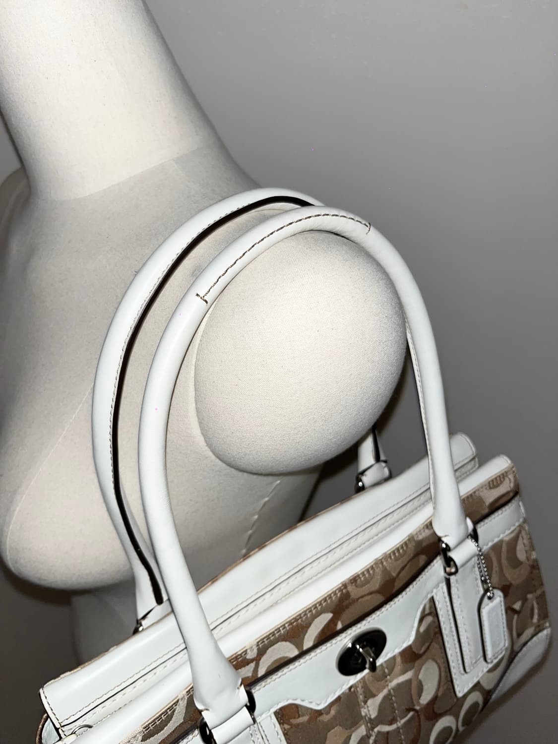 📦 Coach basic All white Shoulder Bag 상품이미지7