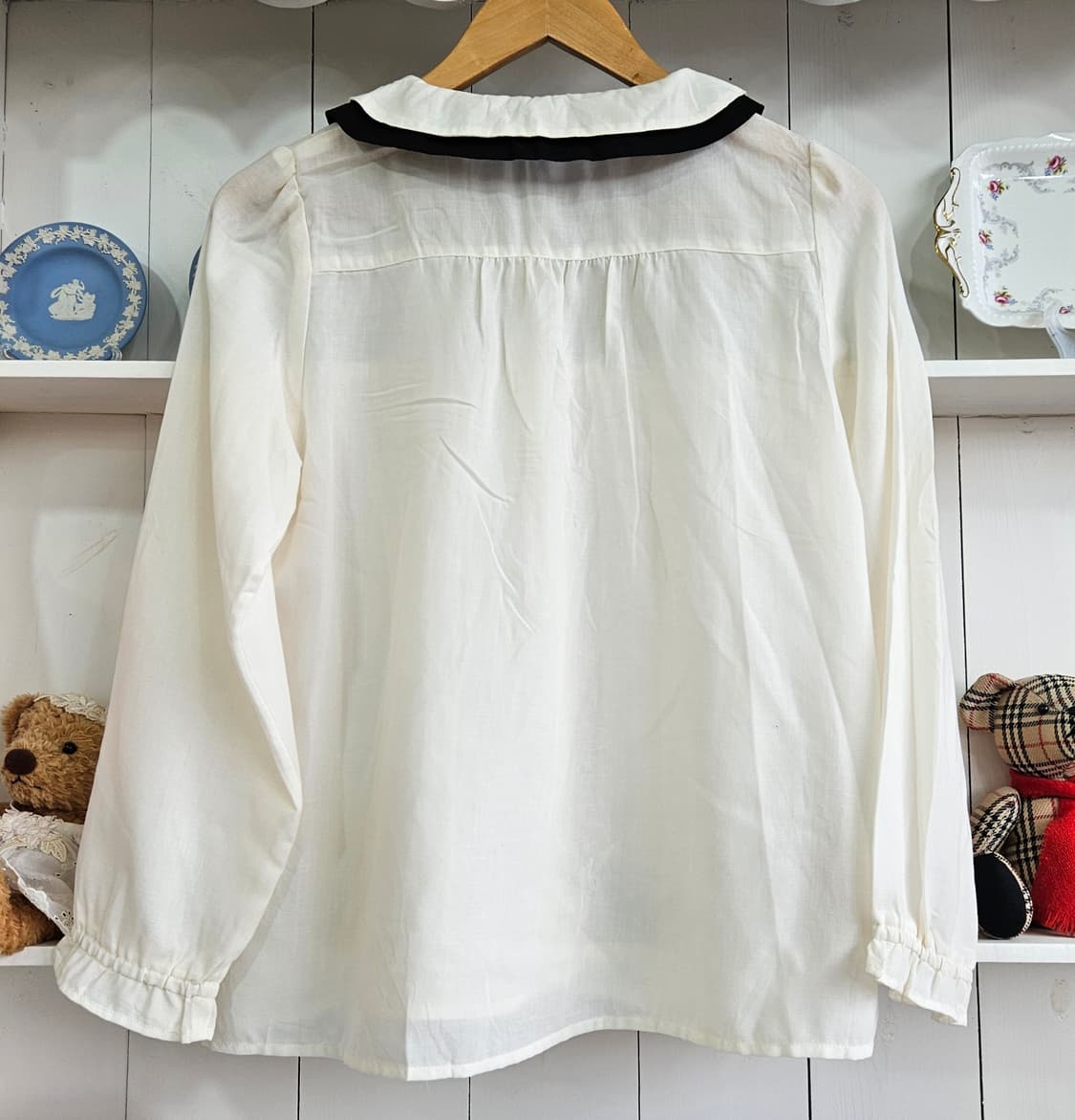 둥근카라 리본 블라우스 상품이미지6