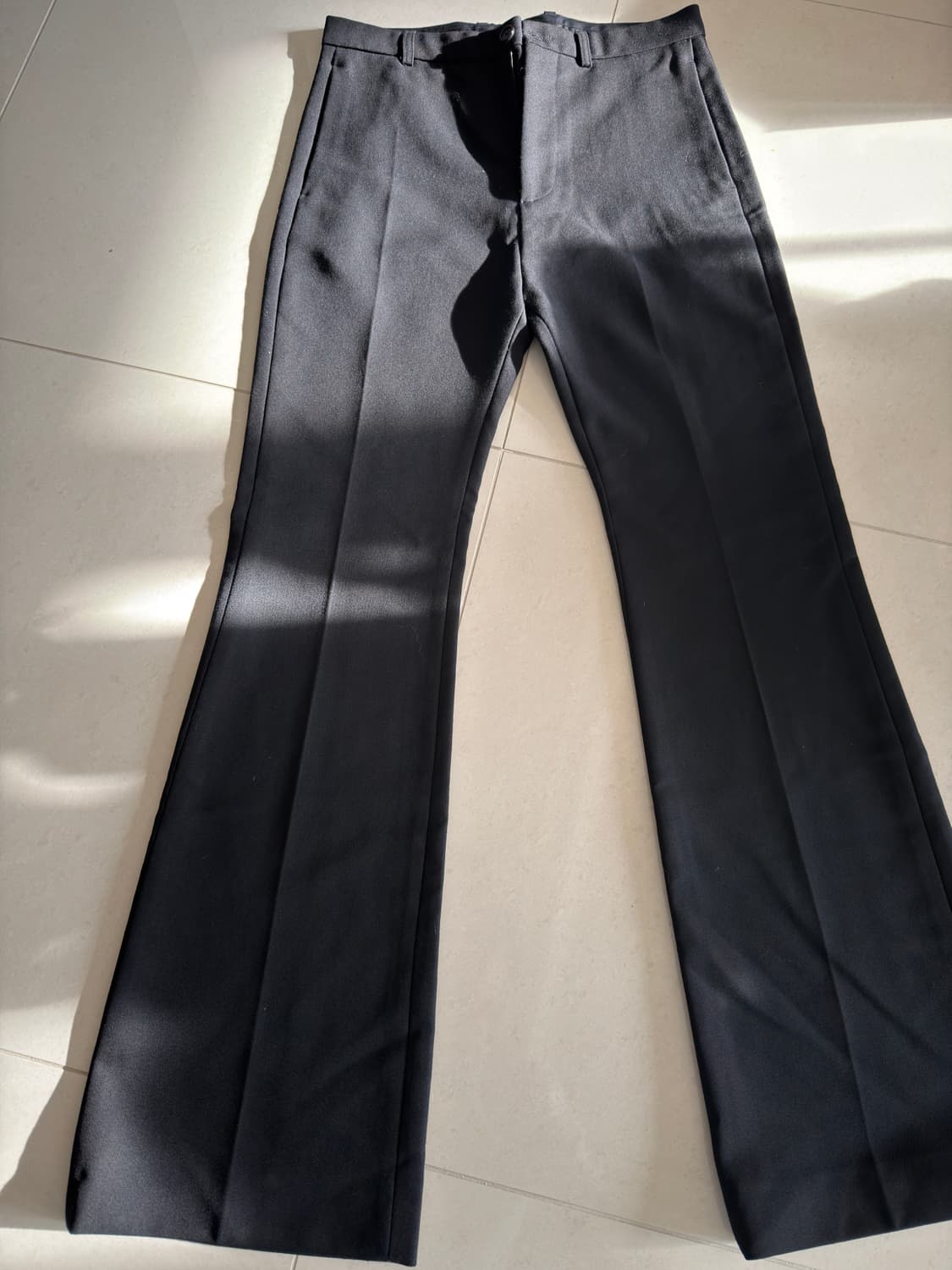 발렌시아가 100% 울 플레어 팬츠 상품이미지1