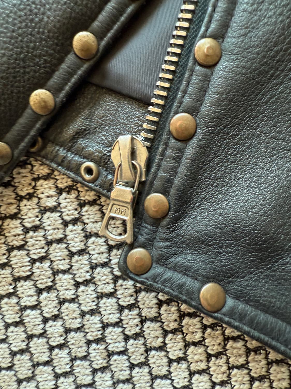 90s 생로랑 레더자켓 상품이미지7