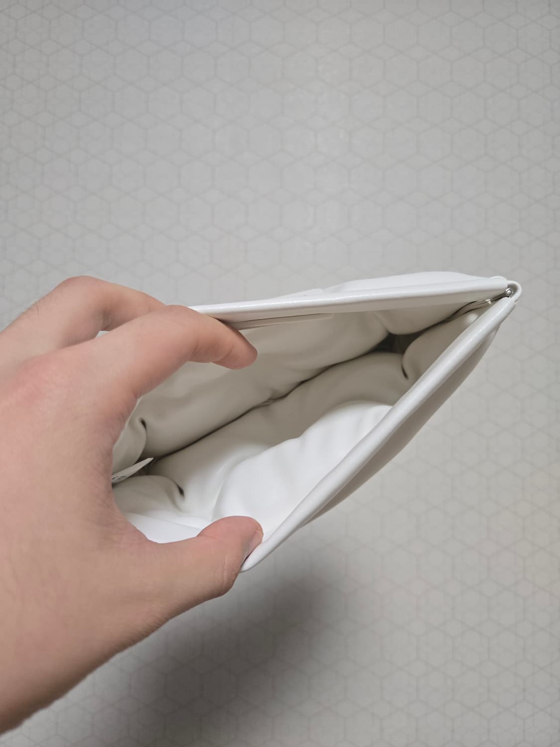 젠틀몬스터 X 메종마르지엘라 케이스 상품이미지3