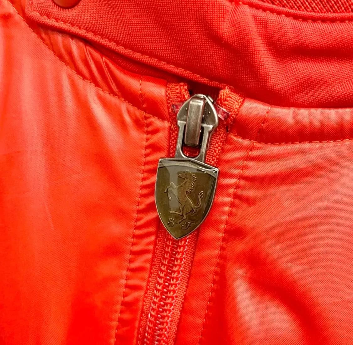 PUMA 페라리 트레이닝 블루종 자켓 판매합니다. 상품이미지2