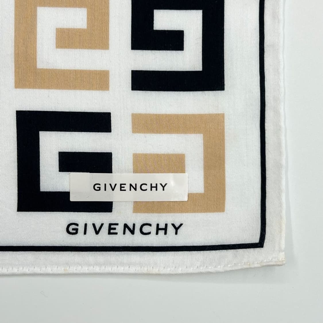 (새상품) givenchy / 지방시 쁘띠스카프 손수건 상품이미지3