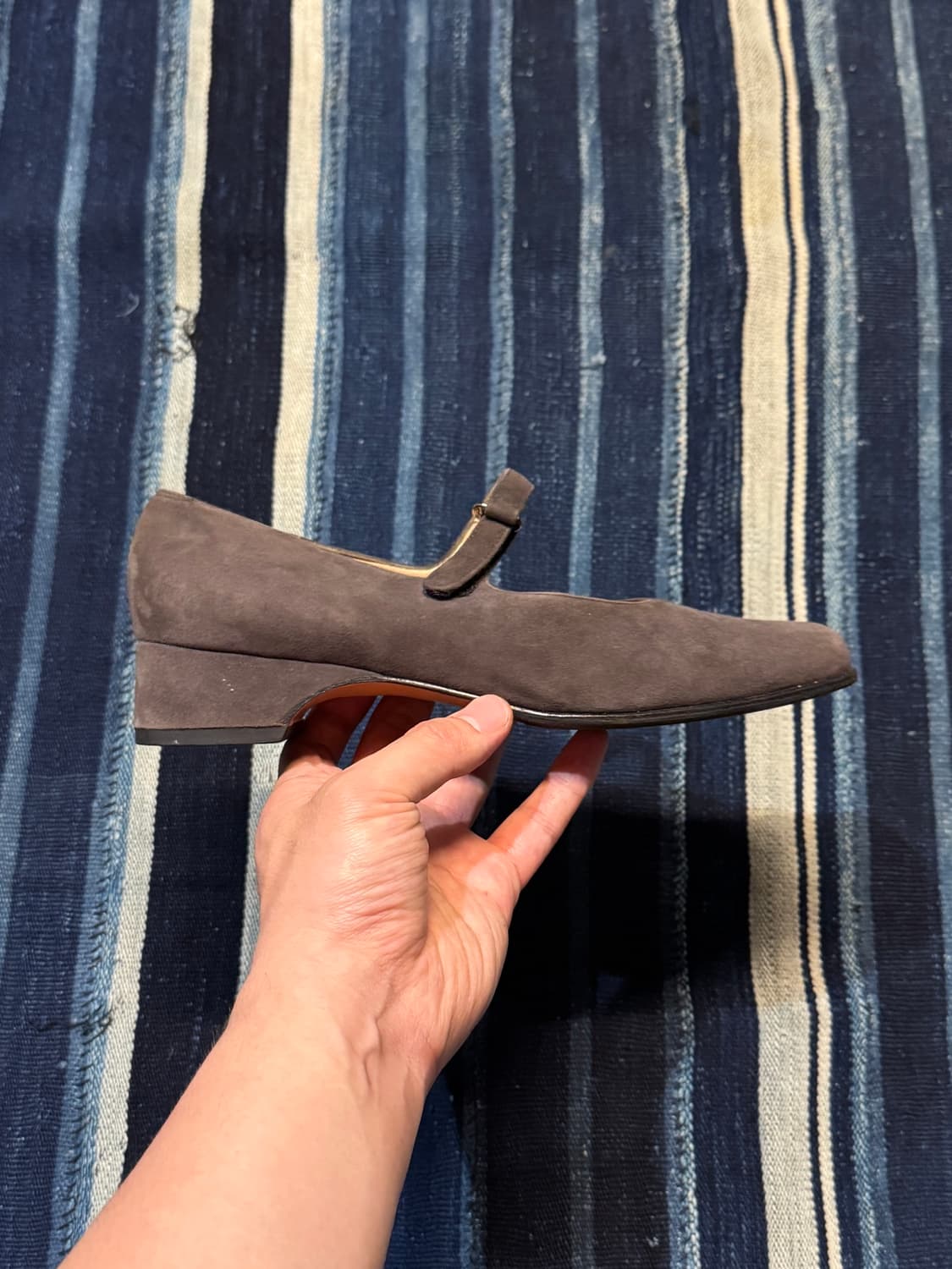 235-240 ) FERRAGAMO Suede Mary Jane 상품이미지2