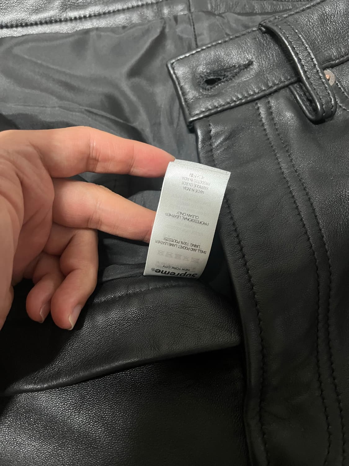 슈프림 25 ss 레더 배기 쇼츠 30size 상품이미지4