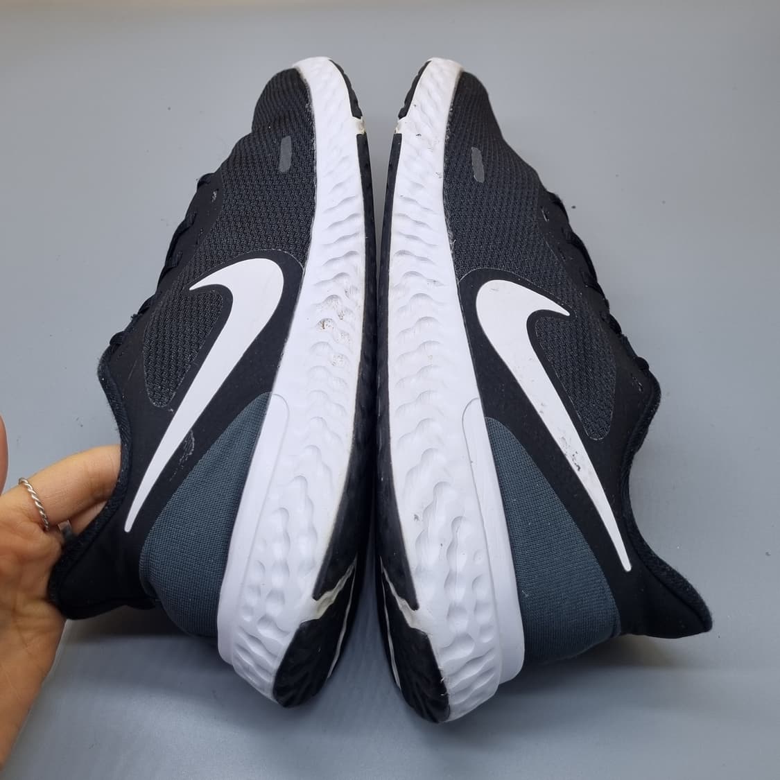 나이키 레볼루션5 남성운동화280 상품이미지5