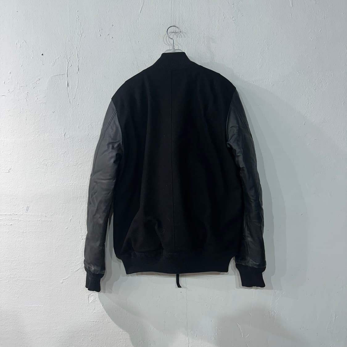 듀베티카 레더 다운 봄버 L 상품이미지3