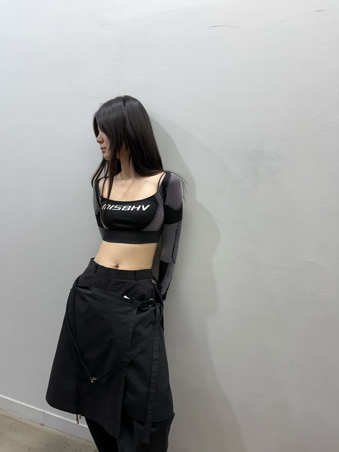 미스비헤이브 크롭 액티브 매쉬탑 상품이미지1