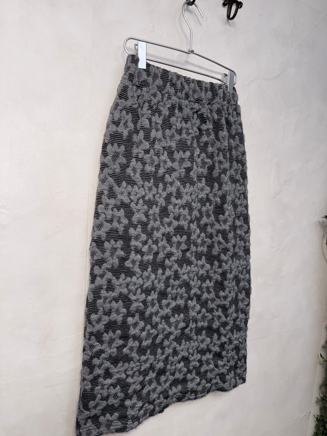 Charcoal bohemian flower banding long sk 상품이미지2