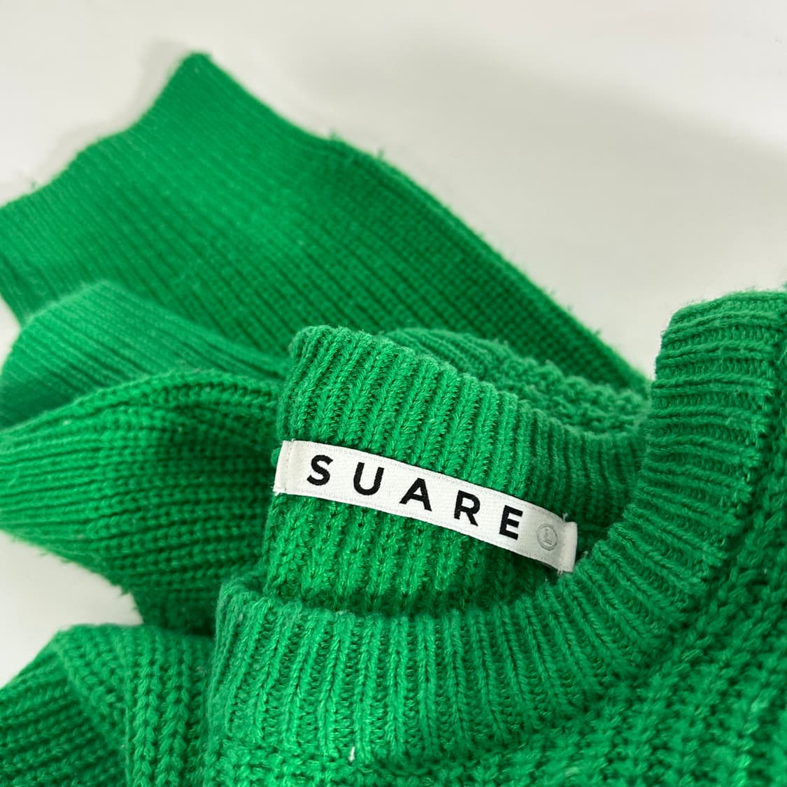 L-XL 수아레 보테가그린 루즈오버핏 라운드와플니트 상품이미지2