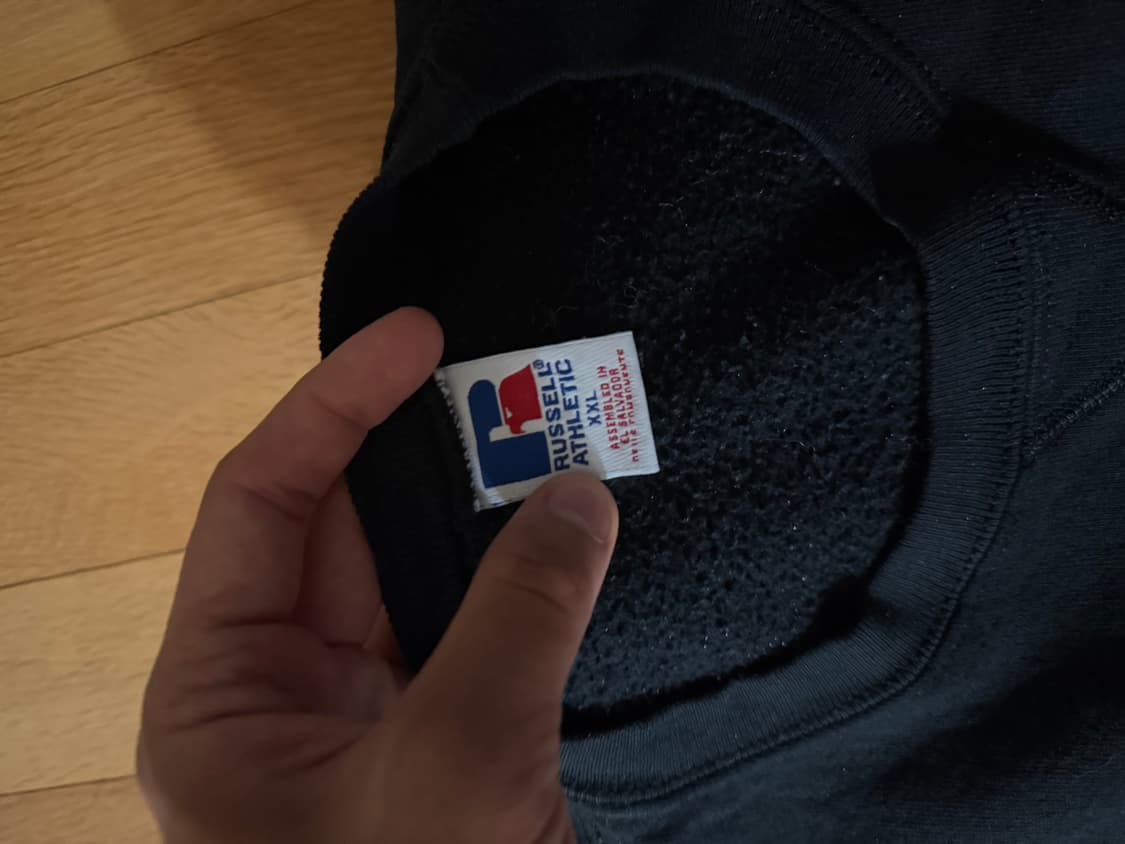 러셀(russell) 빈티지 맨투맨 블랙 상품이미지3