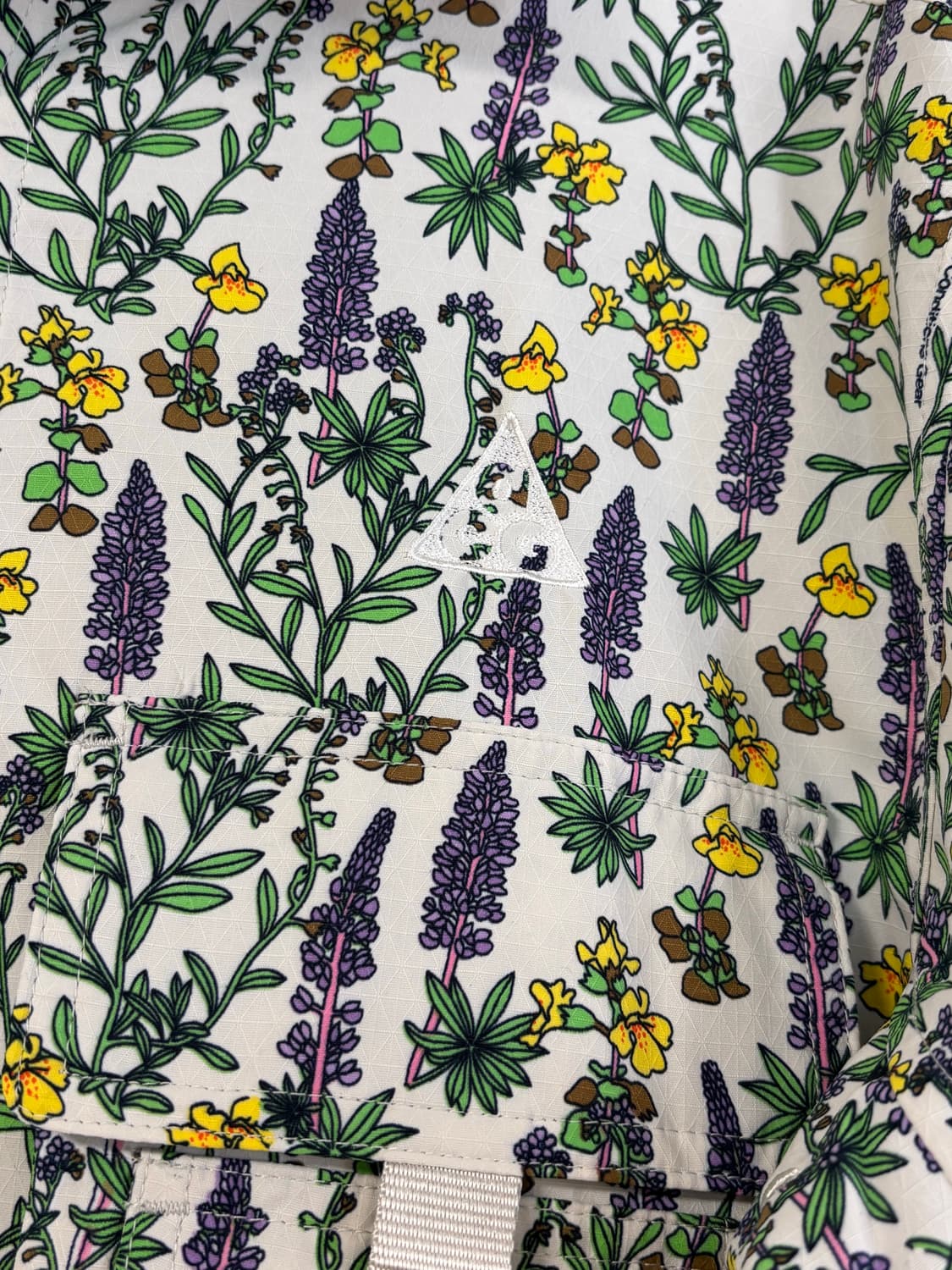 나이키 ACG 플라워 패턴 셔츠 m사이즈 상품이미지2